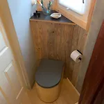 Luxuszelt Zirkuswagen Auf Rädern, Tinyhouse, Tinyhaus, Auf Grüner Wiese, Ländlich, Nahe Hamburg