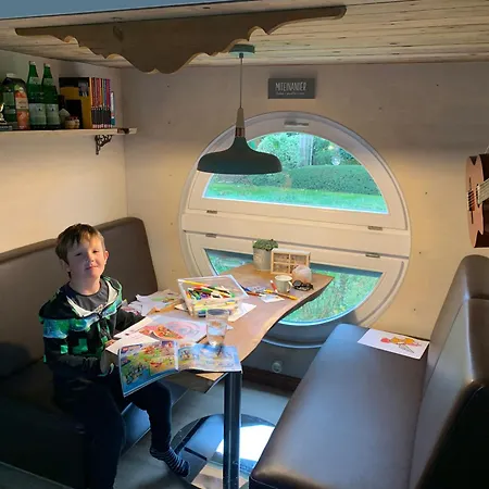 Zirkuswagen Auf Rädern, Tinyhouse, Tinyhaus, Auf Grüner Wiese, Ländlich, Nahe Hamburg *